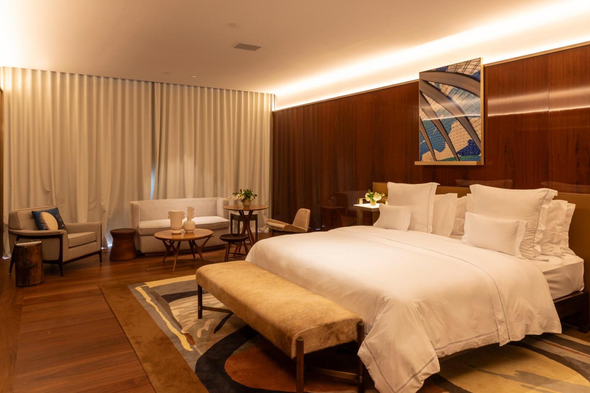 Rosewood Sao Paulo Hotel Eksteriør billede A bedroom at the Four Seasons Hotel