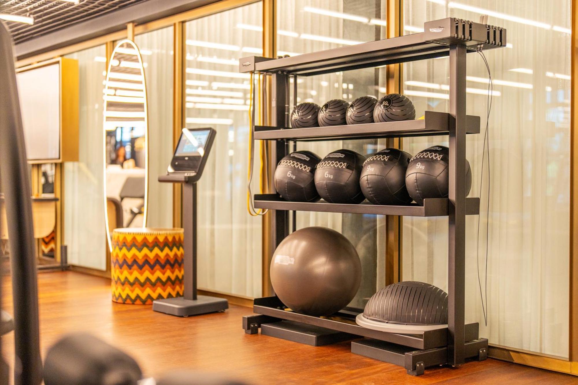 Rosewood Sao Paulo Hotel Eksteriør billede The gym at the hotel
